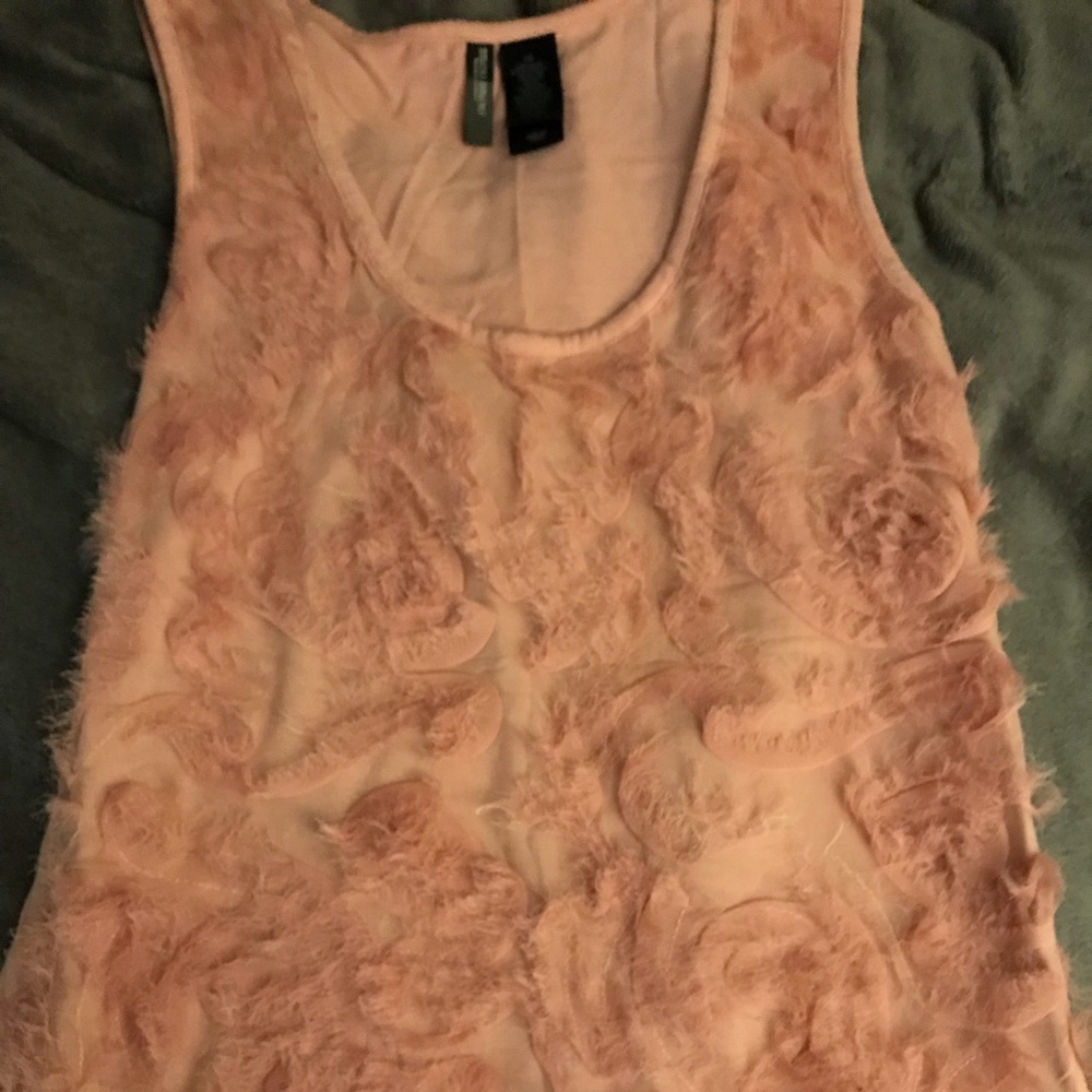 Bisou bisou tank with design